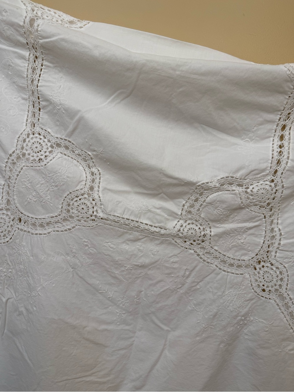 Source Unknown White Maxi Skirt with Crochet Lace Insets